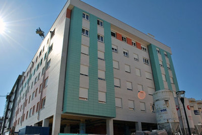García Rama, Roces