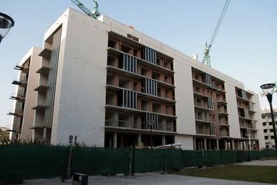 Los Campos, Roces (Edificio Terrazas)